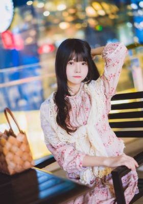 日韩女性向av在线看silk