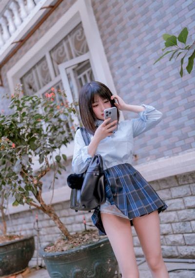 日本尤莉亚在线无删减播放