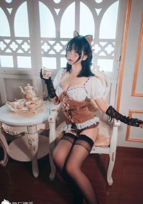 夫妻深夜观看高清完整免费