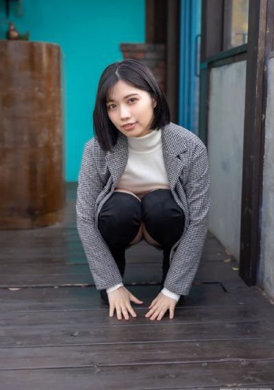 双人床上剧烈运动