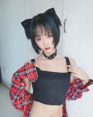 只是爱着你